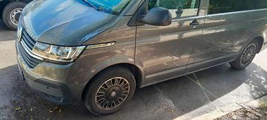 Volkswagen California Beach Camper T6.1 2000 TDI