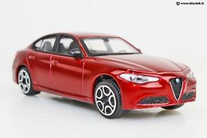 Alfa Giulia 1/43 Burago rossa