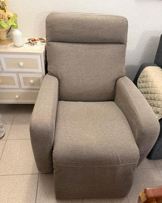 Poltrona reclinabile elettronica