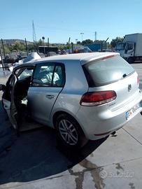 Volkswagen golf 6 1.6tdi cay per ricambi