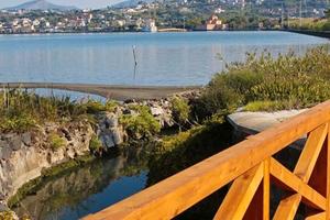 Villetta sul lago Fusaro a pochi passi dal mare