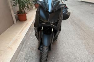 Yamaha Xmax 300 Tech Max
