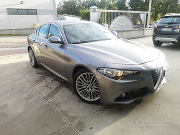 Alfa Romeo Giulia Super
