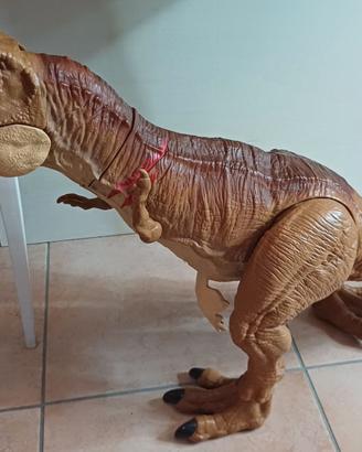 Tyrannosaurus Rex gigante