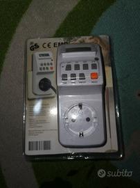 Presa comandata con timer digitale