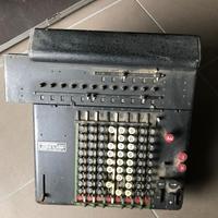 Macchine calcolatrici elettromeccaniche vintage