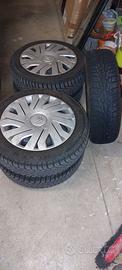 gomme invernali 155/65/14   75T  CON CERCHIONE