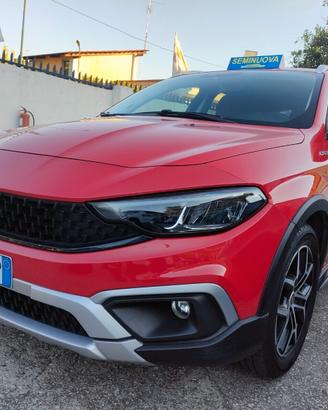 Fiat Tipo 1.5 130cv Hybrid DCT Cross Red (Autom.)