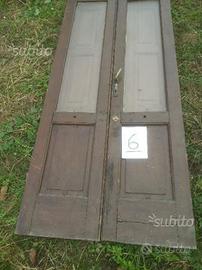 Antica porta a vetri 2con scuri