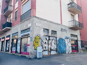 NEGOZIO A MILANO