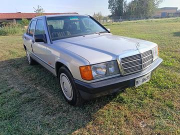 Mercedes 190