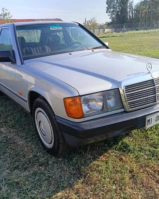Mercedes 190