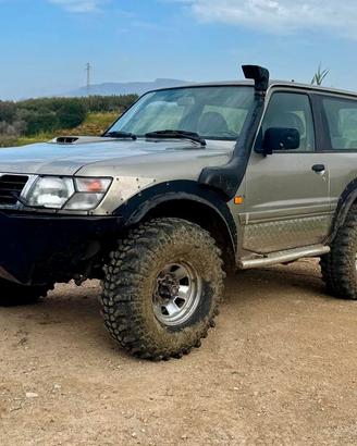 Nissan patrol y61