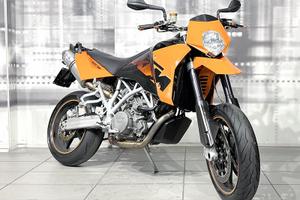 KTM 950 Supermoto