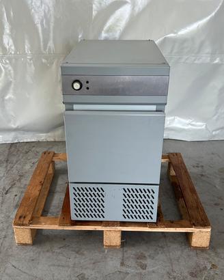 fabbricatore macchina di ghiaccio KASTEL 20kg/24h