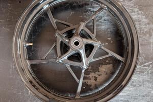 Cerchio anteriore kawasaki z400