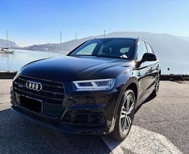 AUDI Q5 S-line