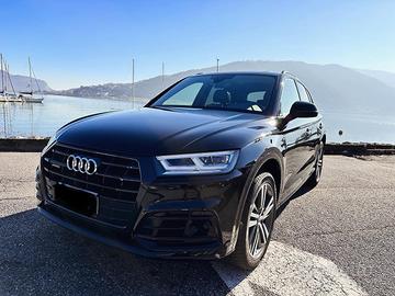 AUDI Q5 S-line