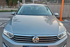 Vw passat 190 CV blu emotion
