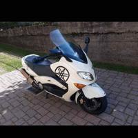 Yamaha T Max - 2004