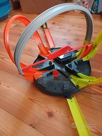 pista hot wheels  "pista rotante"