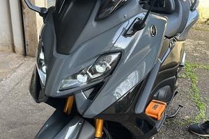 T-max/tech max 560 2022