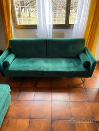 Divano 3 posti in buone condizioni (2 metri)