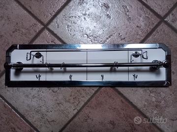 Porta asciugamani in ceramica di Villeroy & Boch 