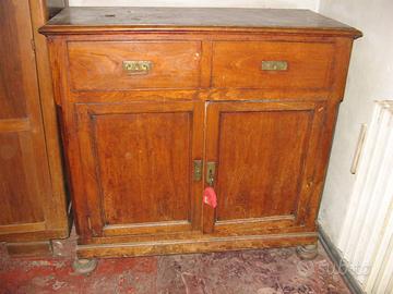 Vecchia CREDENZA da restaurare