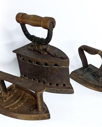 3 FERRI DA STIRO d'epoca MONOPRIX, GENDARME