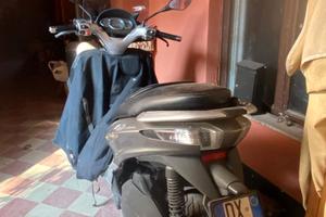 Piaggio MP3 Yourban 300 – anno 2012 – 30.644