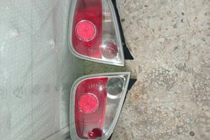 luci posteriori fiat 500