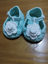 Scarpine neonata uncinetto