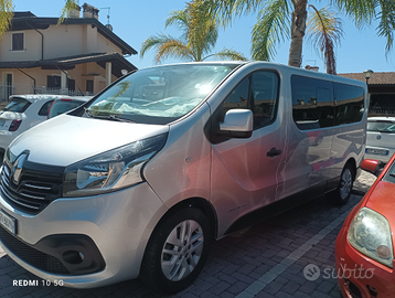 Renault trafic 9 posti