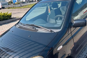 Toyota yaris 2003