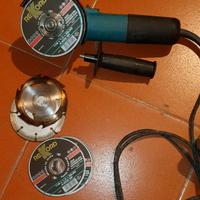 Smerigliatrice angolare Makita