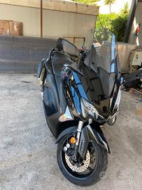Yamaha T Max 530