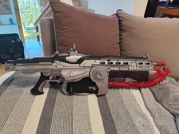 Lancer gears of war 2