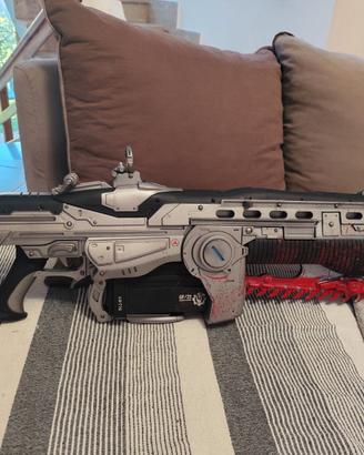 Lancer gears of war 2