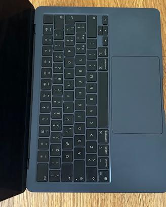 MacBook Air M2 (2022) Blu Mezzanotte-Batteria 97%