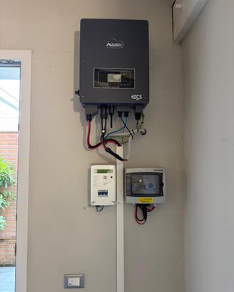 Inverter ibrido ZCS Zucchetti 3kw + batteria 6kw
