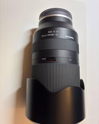 ottica Tamron 70-180 mm F 2,8 per Sony FE
