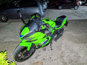 KAWASAKY NINJA 650