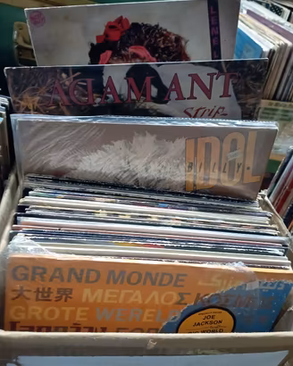 MIGLIAIA DI DISCHI LP E MIX 70/80/90, 