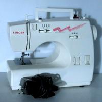 Macchina per cucire elettrica SINGER 342 perfetta