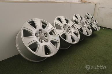 Cerchi in lega Audi Q3 16 ORIGINALI 8U0601025Q