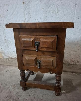 2 comodini in legno
