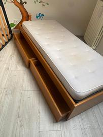 Letto singolo in legno con 2 cassetti estraibili