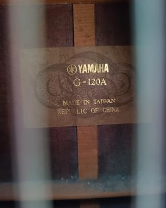 chitarra yamaha g-120a