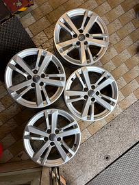 Cerchi in lega audi